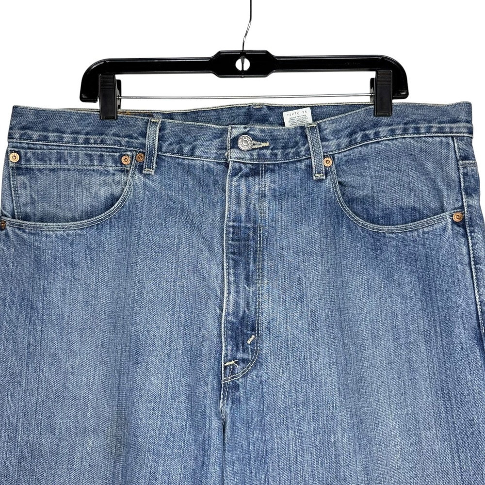 Levi's 557 Relaxed Boot Fit Jeans Medium Wash Cotton Denim Men's Size W38 x L30 - Picture 4 of 15